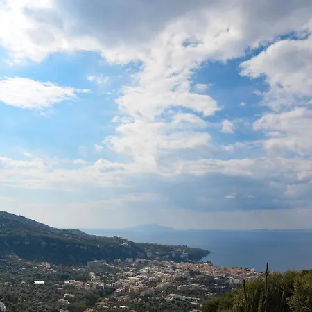 Casale Del Nonno Aparthotel Sorrento