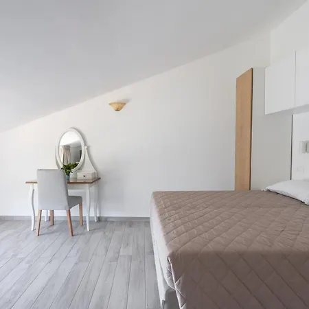 Casale Del Nonno Aparthotel