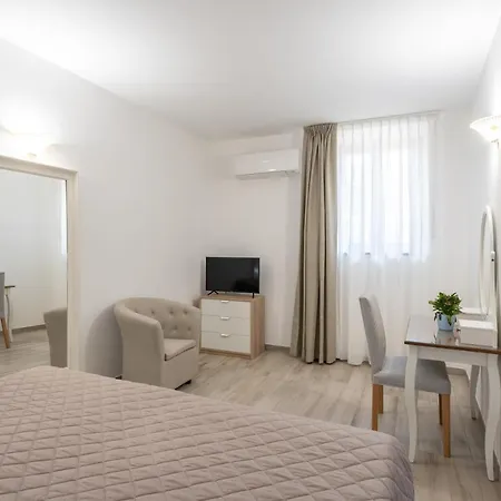 公寓式酒店 Casale Del Nonno 索伦托